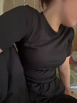 DoliceGirl2k online show from 06-02-26, 02:00