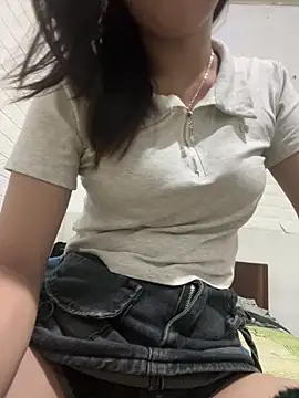 DoliceGirl2k online show from 05-10-26, 10:19