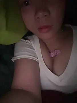 Snapshot of DoliceGirl2k chatting on 02-07-26, 03:20 DoliceGirl2k online show from 02-07-26, 03:20