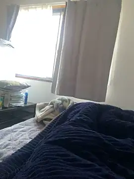 Snapshot of oyuto0831 chatting on 02-13-26, 07:19 oyuto0831 online show from 02-13-26, 07:19