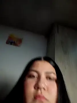 Snapshot of marilush chatting on 02-11-26, 02:22 marilush online show from 02-11-26, 02:22