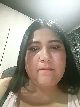 Snapshot of marilush chatting on 02-15-26, 01:39 marilush online show from 02-15-26, 01:39