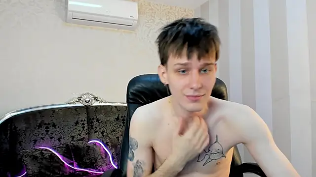 Snapshot of PackBev chatting on 02-16-26, 07:56 PackBev online show from 02-16-26, 07:56