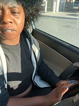 Snapshot of Ebony_Queeen chatting on 06-17-26, 11:53 Ebony Queeen online show from 06-17-26, 11:53