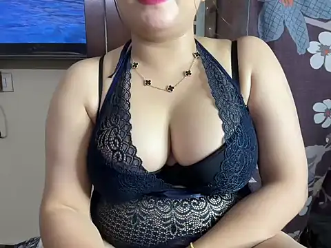 Hersheykaur online show from 05-31-26, 06:42