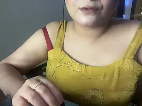 Hersheykaur online show from 04-20-26, 10:11