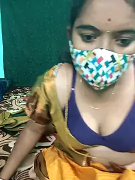 Snapshot of Tamilkannadacouple chatting on 02-25-26, 05:13 Tamilkannadacouple online show from 02-25-26, 05:13