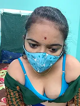 Snapshot of Tamilkannadacouple chatting on 02-23-26, 05:30 Tamilkannadacouple online show from 02-23-26, 05:30