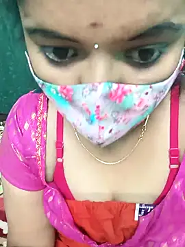 Snapshot of Tamilkannadacouple chatting on 02-24-26, 04:52 Tamilkannadacouple online show from 02-24-26, 04:52