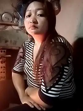 Snapshot of cuunon11 chatting on 02-25-26, 11:48 cuunon11 online show from 02-25-26, 11:48