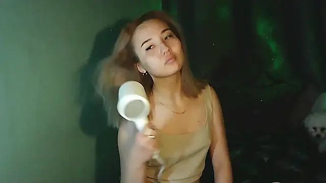 Snapshot of Hazel_4_U chatting on 02-23-26, 01:55 Hazel 4 U online show from 02-23-26, 01:55