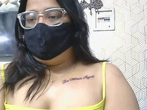 GangbangCouple online show from 04-22-26, 04:52