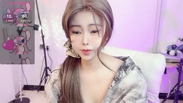 Snapshot of Memeli0 chatting on 02-13-26, 09:59 Memeli0 online show from 02-13-26, 09:59