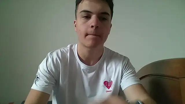 MrPine19 online show from 02-26-26, 03:50