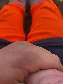 Snapshot of enormebitedu31 chatting on 03-02-26, 12:01 enormebitedu31 online show from 03-02-26, 12:01