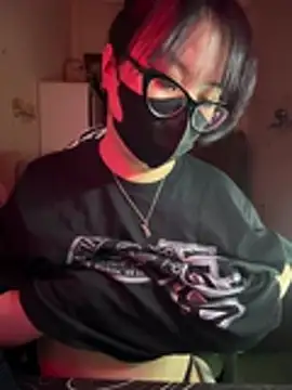 HaleyKin online show from 04-12-26, 03:37