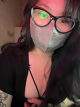 HaleyKin online show from 05-22-26, 03:43