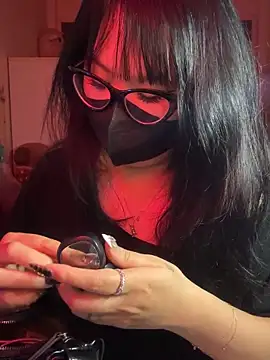 HaleyKin online show from 03-25-26, 03:00