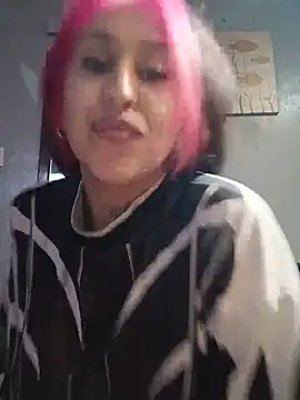 Sammi1995 online show from 06-17-26, 06:13