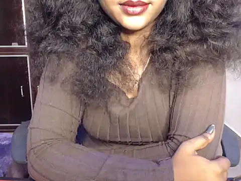 VixenNandhu online show from 04-30-26, 07:43