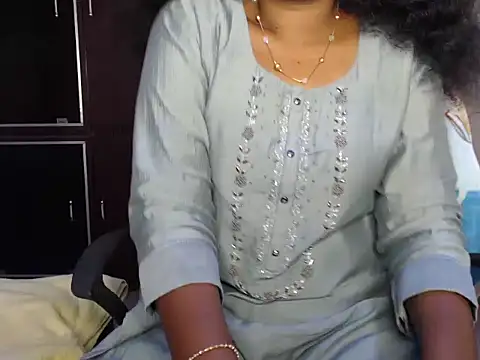 VixenNandhu online show from 03-15-26, 06:15