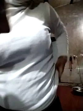 Snapshot of sen1199 chatting on 02-06-26, 11:39 sen1199 online show from 02-06-26, 11:39