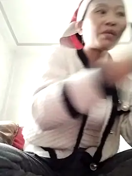 Snapshot of sen1199 chatting on 02-10-26, 04:33 sen1199 online show from 02-10-26, 04:33