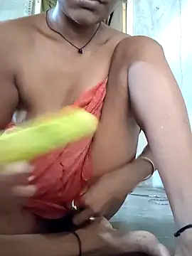 Sweet-runi online show from 06-18-26, 06:01