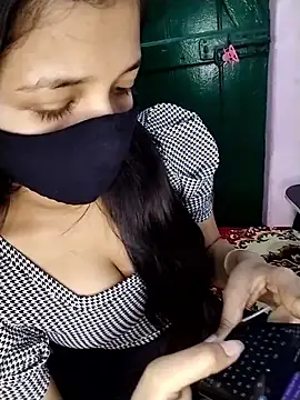 Naina-hott online show from 03-09-26, 06:33