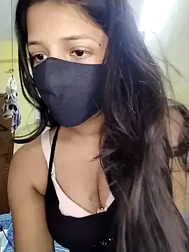 Naina-hott online show from 05-03-26, 10:20