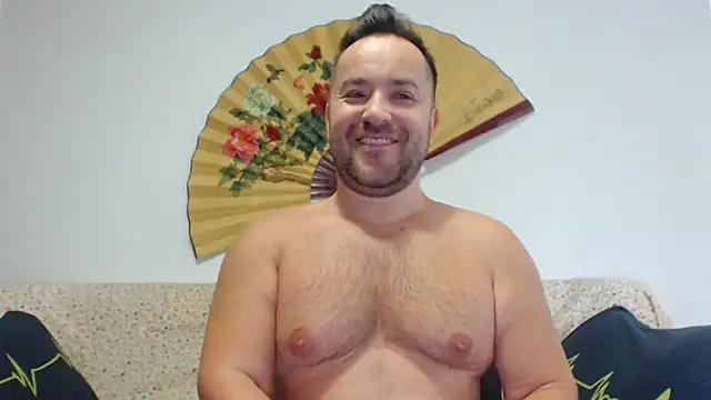 Snapshot of Hairy9inch chatting on 04-25-26, 10:07 Hairy9inch online show from 04-25-26, 10:07