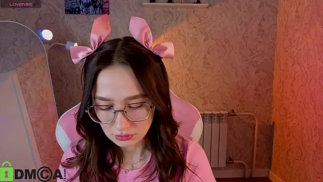 Snapshot of _Kiki_angel_ chatting on 02-23-26, 09:32 Kiki angel online show from 02-23-26, 09:32