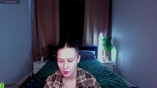  Kiki angel  online show from 04-13-26, 01:31