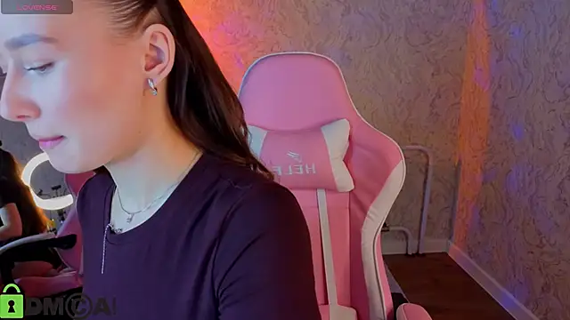 Snapshot of _Kiki_angel_ chatting on 02-25-26, 02:01 Kiki angel online show from 02-25-26, 02:01