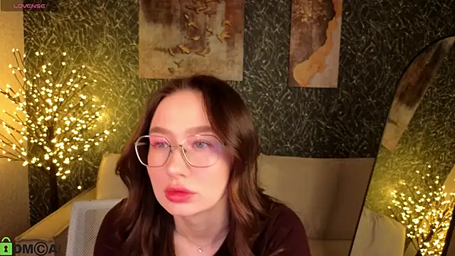 Snapshot of _Kiki_angel_ chatting on 02-19-26, 01:46 Kiki angel online show from 02-19-26, 01:46