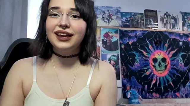 Snapshot of PureSofia chatting on 02-06-26, 01:18 PureSofia online show from 02-06-26, 01:18