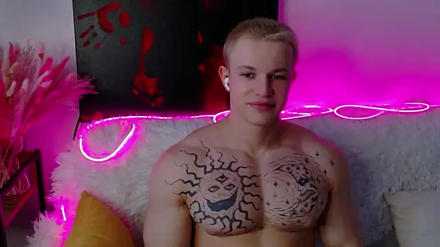 SterlingNoir online show from 02-09-26, 08:45