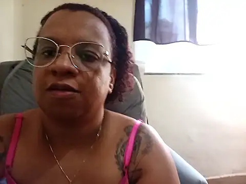 Snapshot of Mineirasafada2026 chatting on 03-02-26, 07:10 Mineirasafada2026 online show from 03-02-26, 07:10