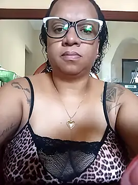 Snapshot of Mineirasafada2026 chatting on 02-19-26, 10:12 Mineirasafada2026 online show from 02-19-26, 10:12