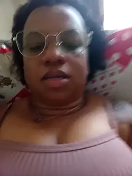 Snapshot of Mineirasafada2026 chatting on 02-18-26, 07:10 Mineirasafada2026 online show from 02-18-26, 07:10