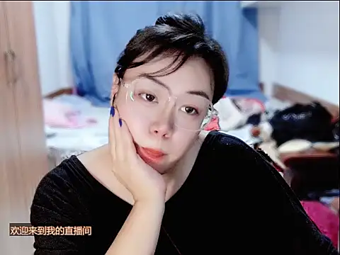 yingying1222 online show from 06-30-26, 12:49