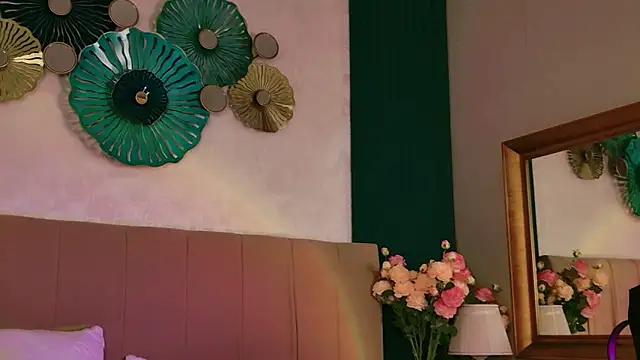 Beckie White online show from 03-12-26, 08:46