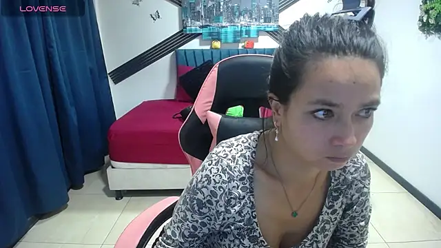 Tamytrickss1 online show from 05-17-26, 11:21