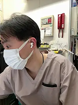 shizuku-kun211 online show from 02-28-26, 08:08