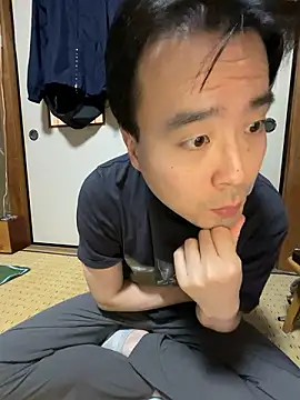 shizuku-kun211 online show from 06-30-26, 07:08