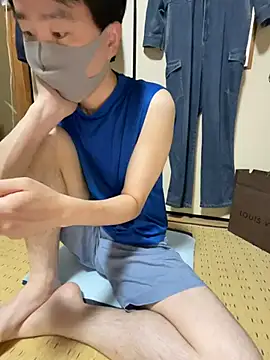 shizuku-kun211 online show from 06-01-26, 04:45
