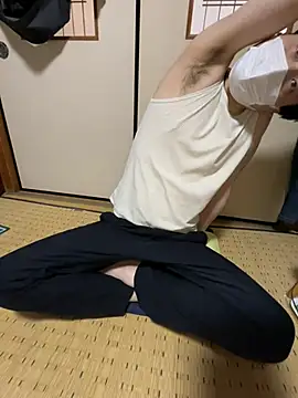 shizuku-kun211 online show from 05-02-26, 02:50