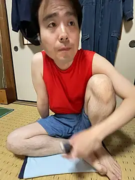 shizuku-kun211 online show from 06-03-26, 06:36