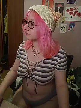 Snapshot of PinkyDavi chatting on 02-21-26, 08:22 PinkyDavi online show from 02-21-26, 08:22