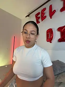 HoneyDolllXXX online show from 02-16-26, 12:09